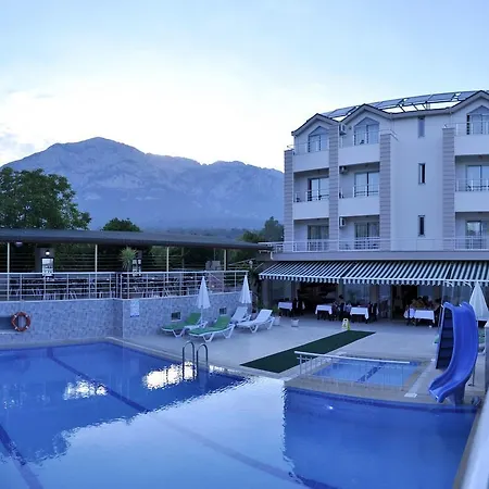 Erkal Otel 4*