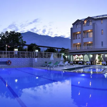 Otel Erkal 4*